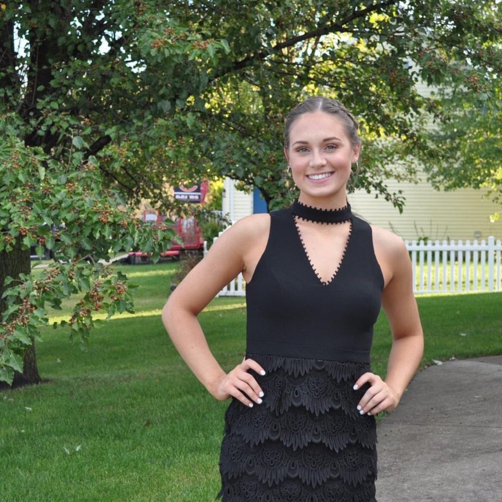 Black cocktail Aidan Mattox dress